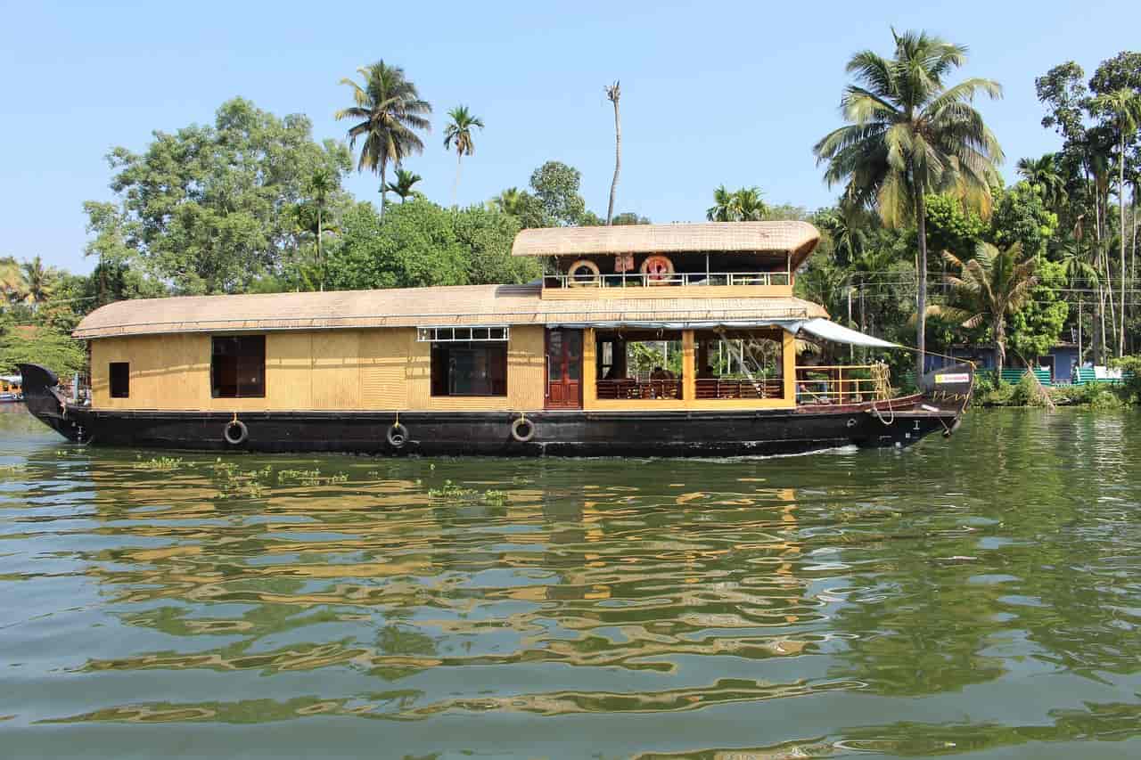 house boat alappuzha Kerala