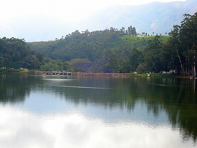 Mattupetti-Dam-is-located-near-Munnar-and-Anamudi-Peak