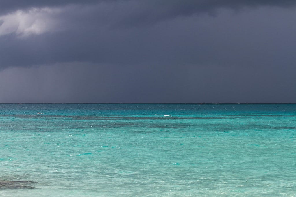 best-time-to-visit-the-maldives-also-enjoy-monsoon-season
